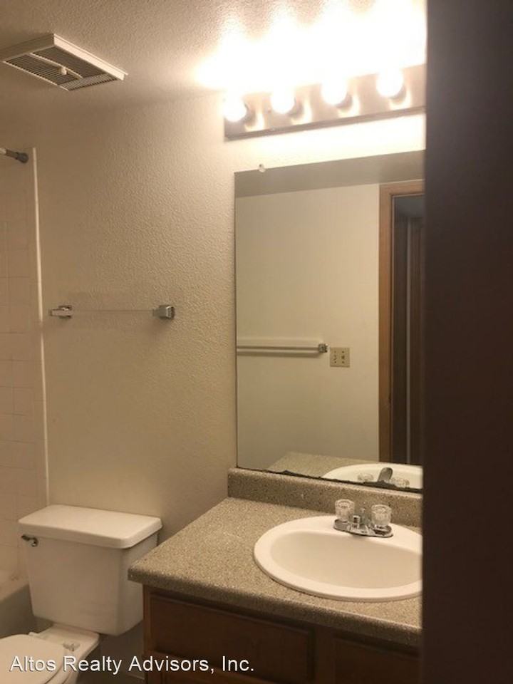 1035 S Elkhart Way - Photo 3 of 12