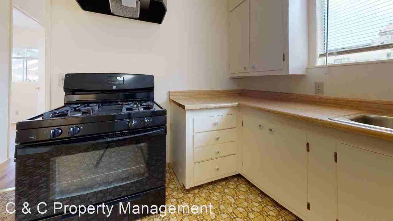 763 Laine St - Photo 2 of 13