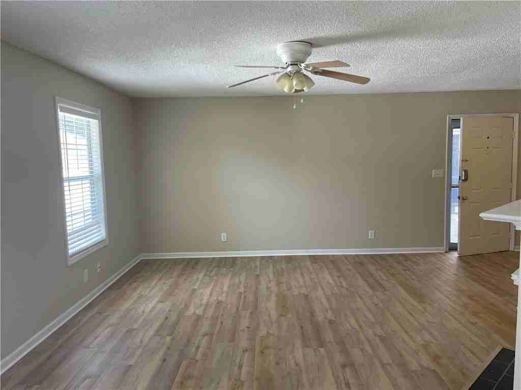 504 Island View Dr #504 - Photo 6 of 22