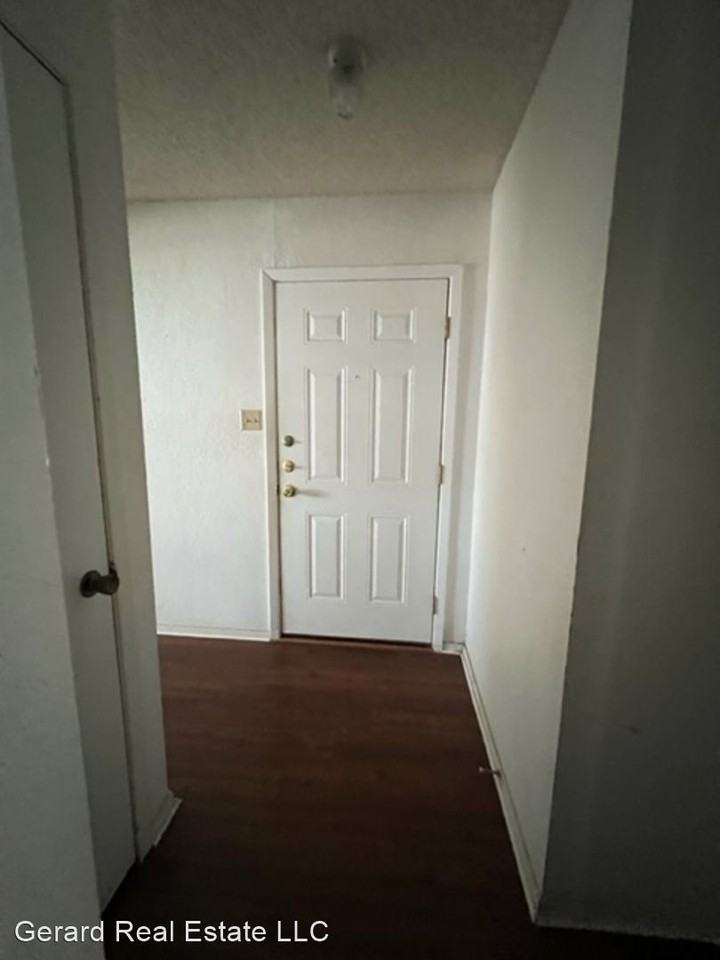 1106 Musken Rd - Photo 3 of 21