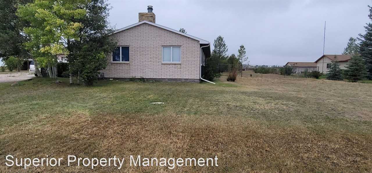 7014 Ridge Rd - Photo 3 of 37