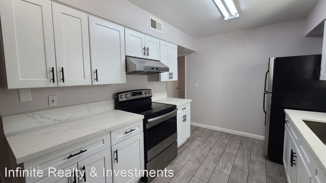 33 Gold Bar Court - Photo 3 of 16