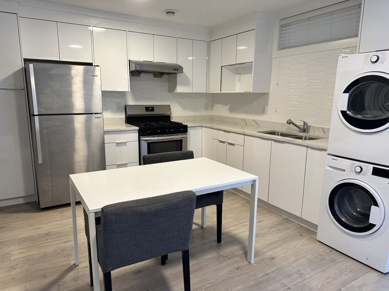 Bonnyvale Ave & Stirling St - Photo 2 of 16