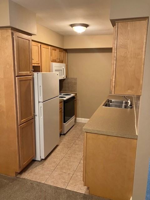 700 Swinehart Road - Photo 5 of 8