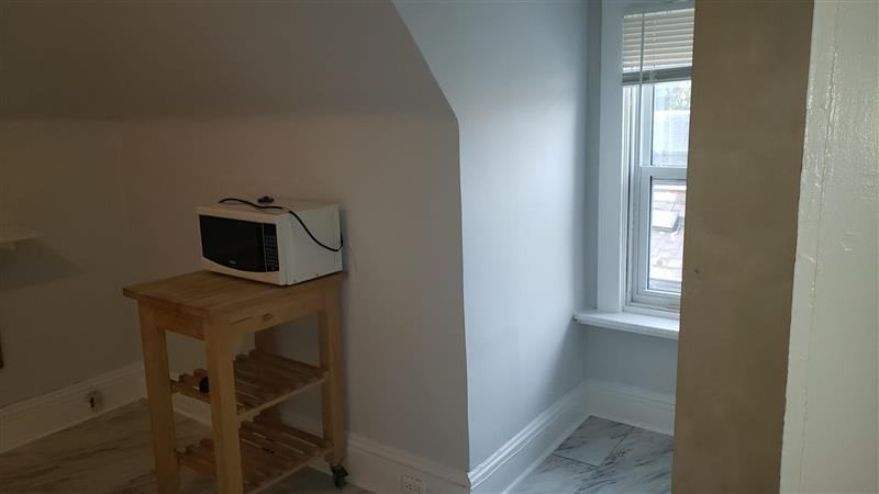 8 Aylmer Avenue #4 - Photo 2 of 11
