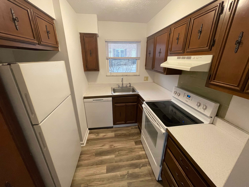 1 Hapgood Hl - Photo 4 of 12