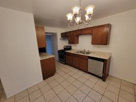 featured image of 2637 Wingate Ct #1