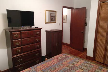 20 Locust Grove Rd - Photo 2 of 15