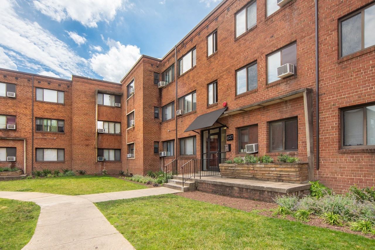 Chillum Terrace Apartments - Photo 4 of 6