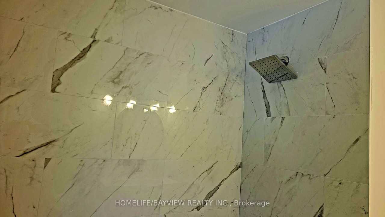 325 Paliser Crescent South ## - Photo 2 of 6