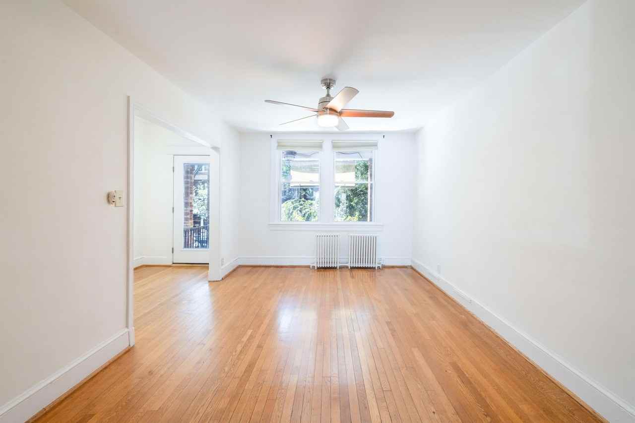 333 17th Pl Ne #1 - Photo 6 of 24