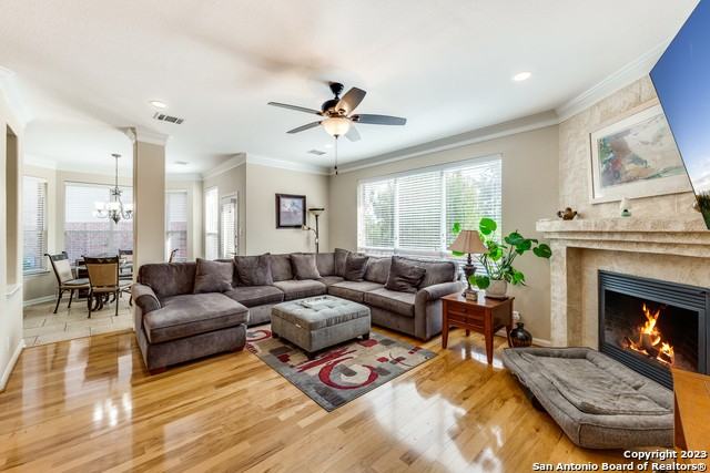 414 Waxberry Trl - Photo 3 of 12