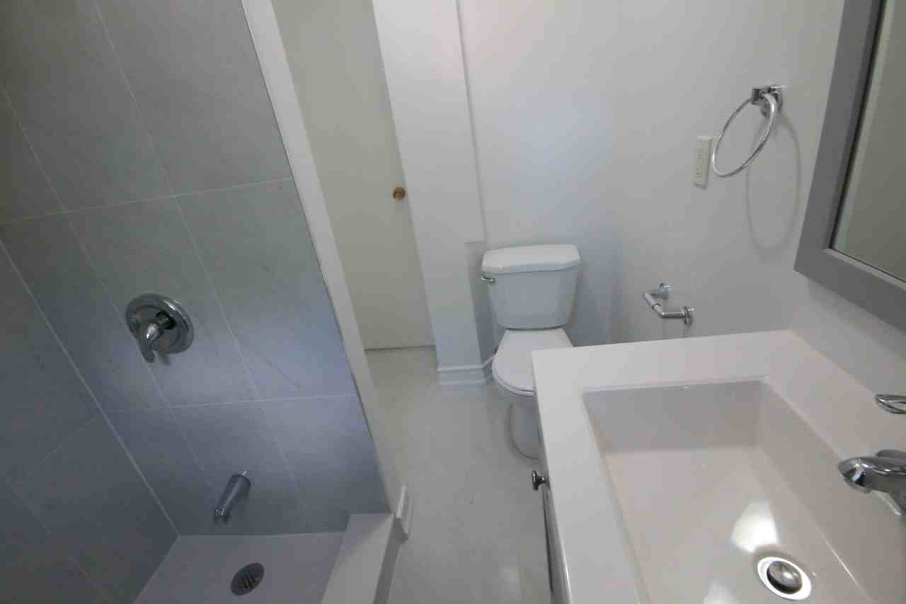 213 Chisholm Avenue - Photo 6 of 10