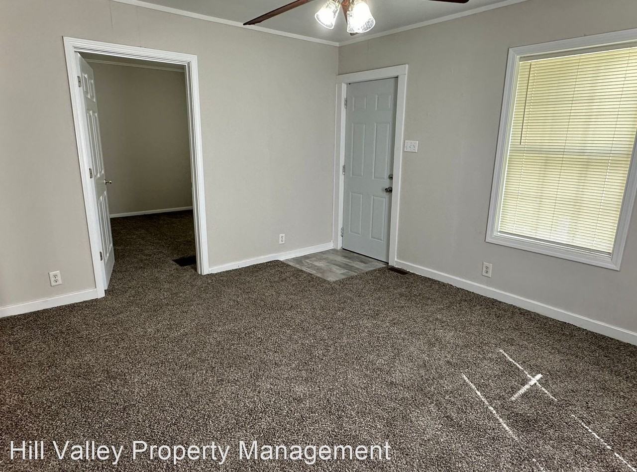 2130 N 15th St - Photo 3 of 15