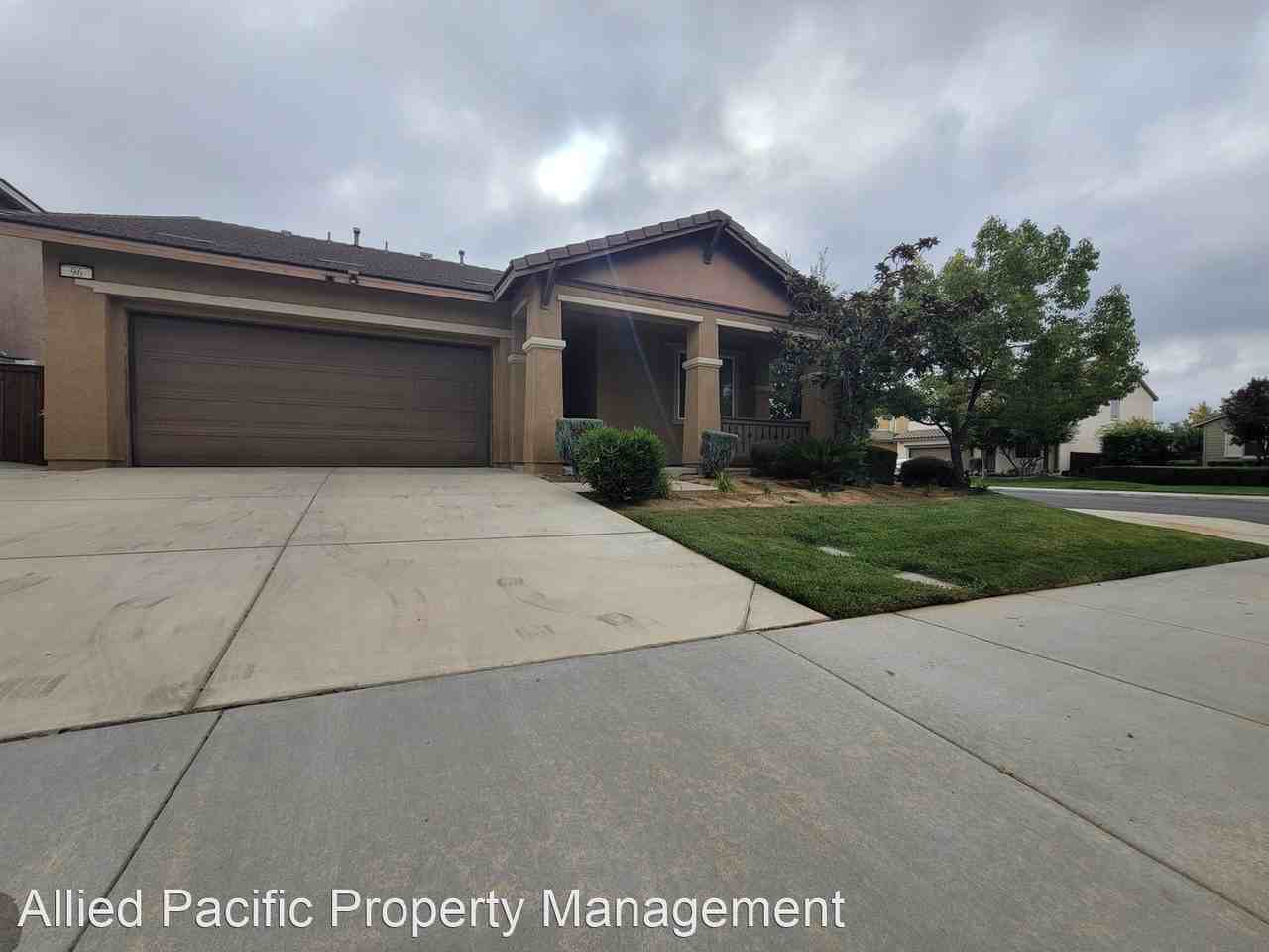 96 Luna Ave - Photo 3 of 19