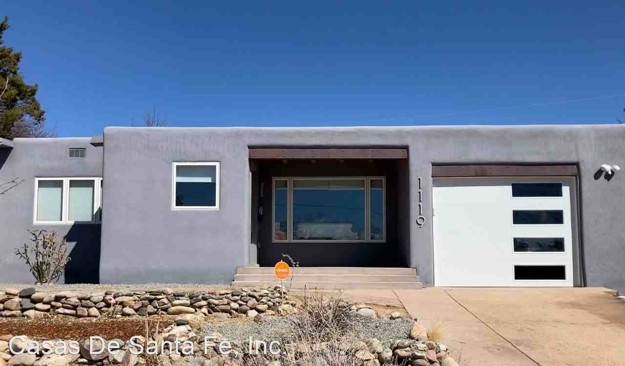 1119 N Luna Cir - Photo 2 of 25