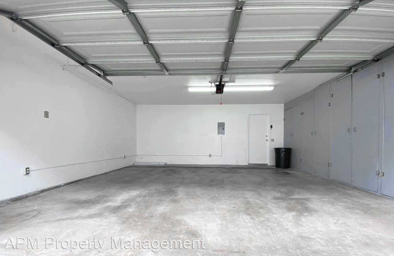 14022 Coteau Dr #902 - Photo 2 of 33