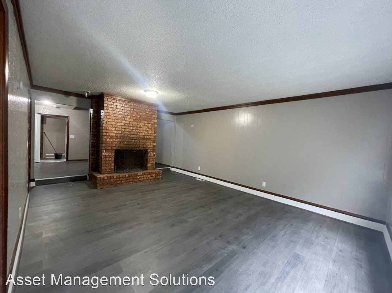 7219 Edenborough Dr - Photo 3 of 19