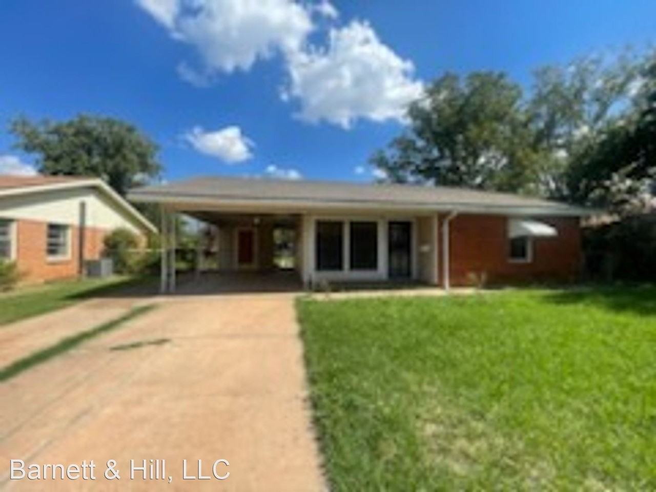 1217 Mimosa Dr - Photo 3 of 20