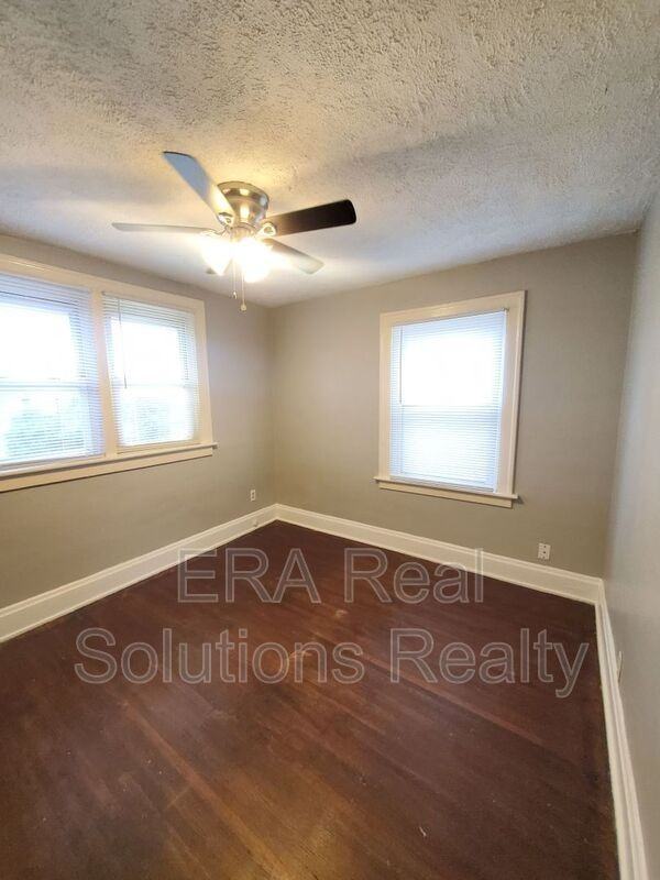 335 Nashoba Ave - Photo 3 of 23