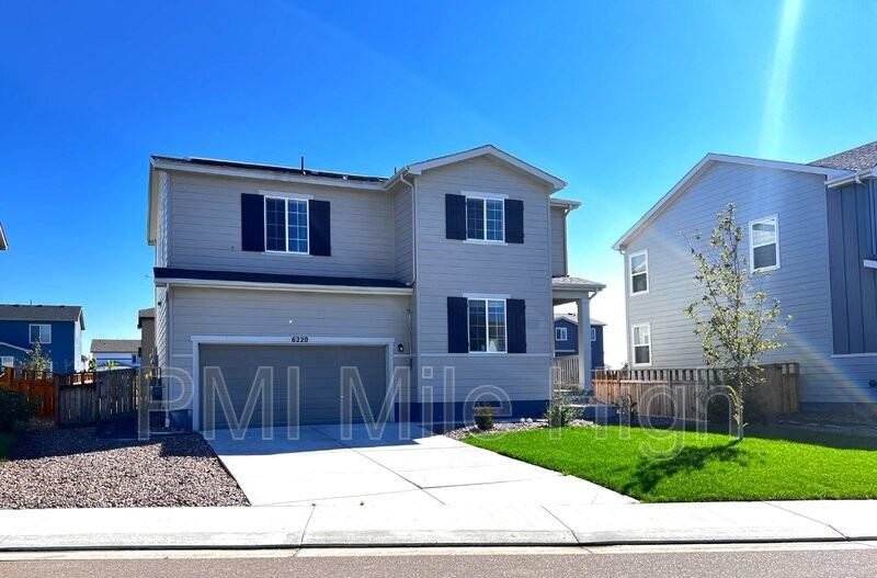 6220 Sherwood Avenue - Photo 2 of 24