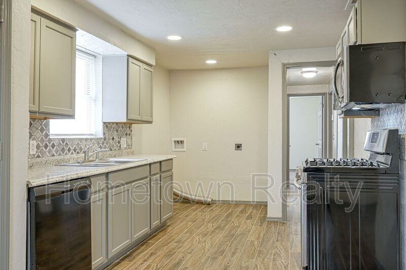 2124 S Sunnylane Rd - Photo 6 of 19