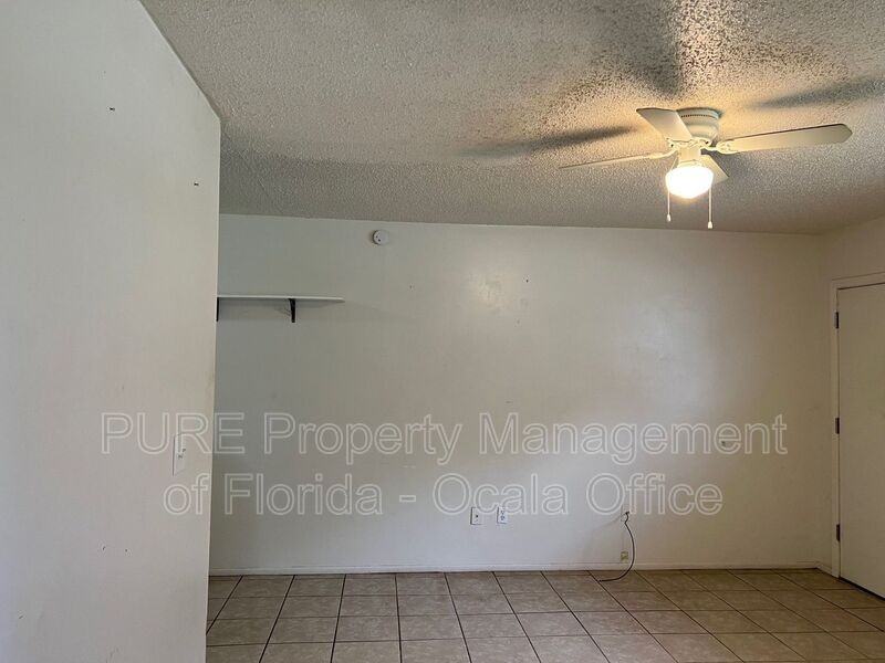 381 Nwcourt #381 - Photo 3 of 18