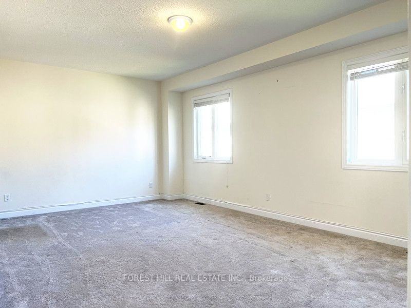 915 Memorial Circle ## - Photo 2 of 6