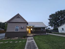 featured image of 3904 Griffin Street #1B