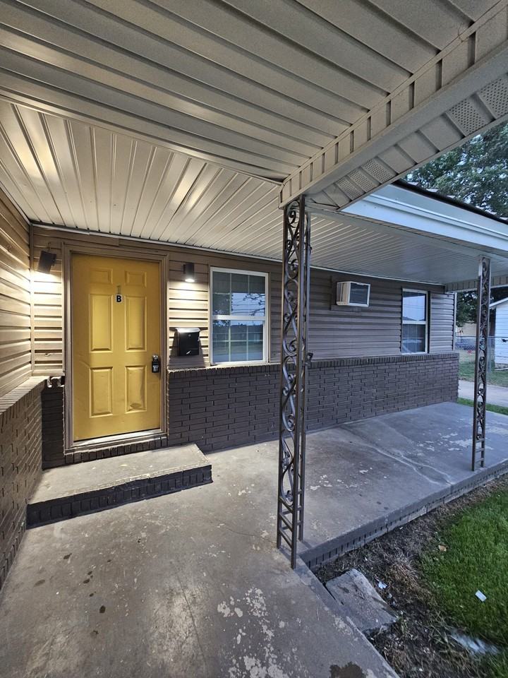 3904 Griffin Street #1B - Photo 2 of 18