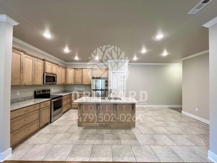 544 Bradford Dr #A - Photo 2 of 22