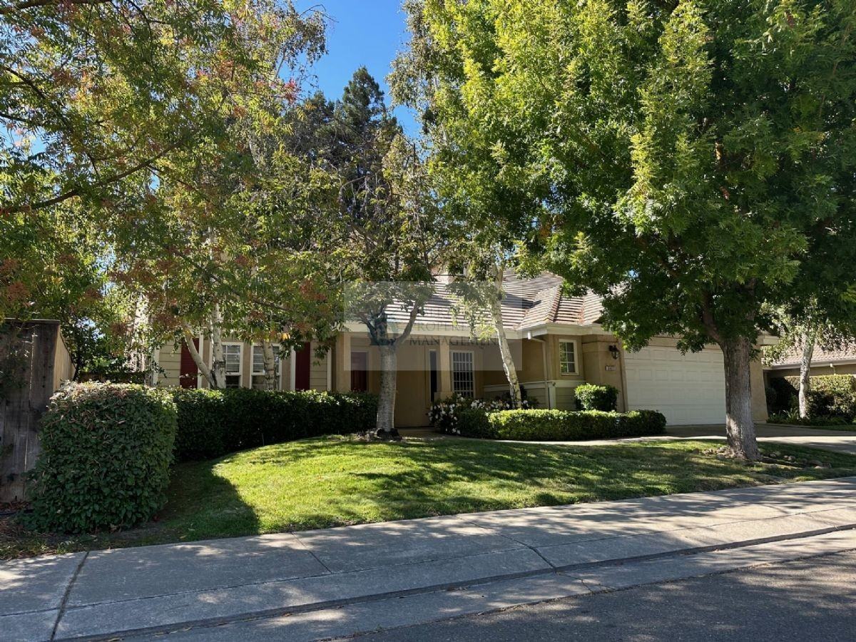 3822 Brook Valley Cir #NA - Photo 2 of 4