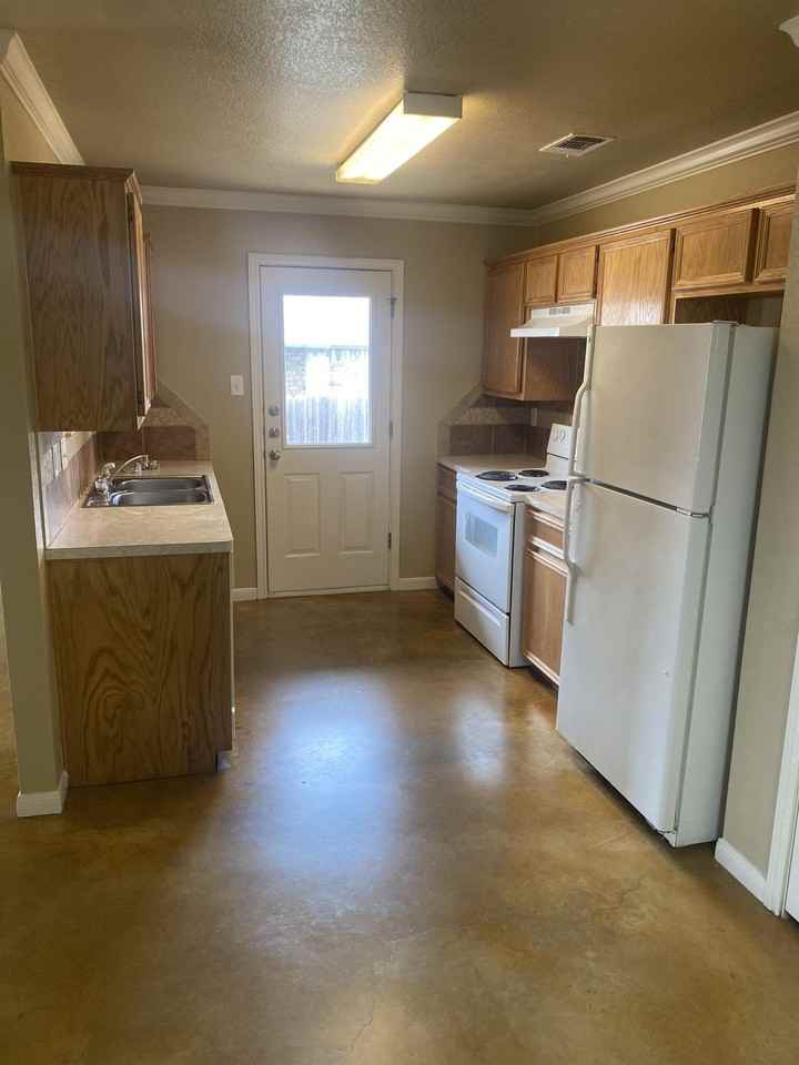 1401 Powder River Dr #A - Photo 3 of 9