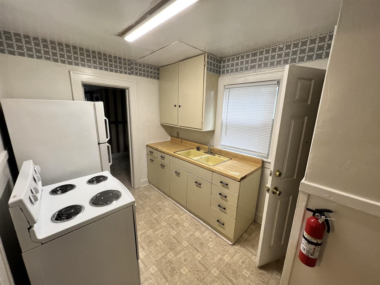 740 Pioneer Street #1 - Photo 7 of 8