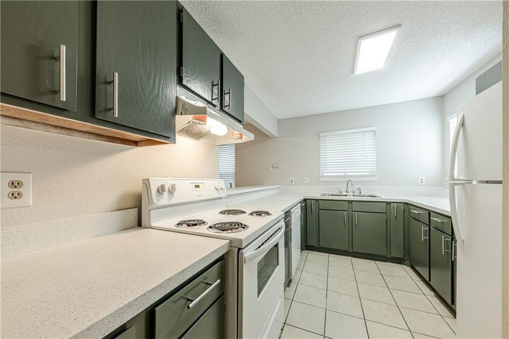 3707 Buffalo Springs Trl - Photo 2 of 11