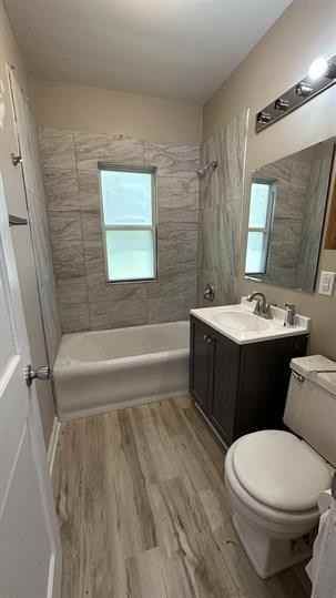 4118 Spencer St - Photo 2 of 16