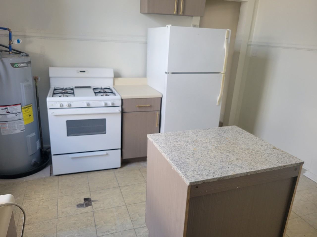 2914 Orleans Ave - Photo 3 of 5