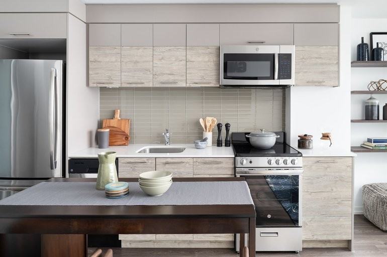 1402 Johnson St #NA - Photo 2 of 5