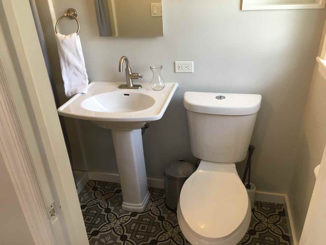 1812 W Idaho St #NA - Photo 2 of 13