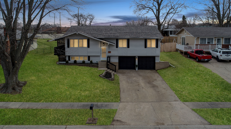 309 Ne 88th Ter - Photo 2 of 50