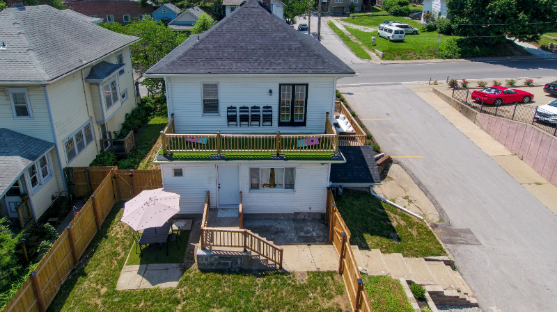 207 East St - Photo 2 of 47