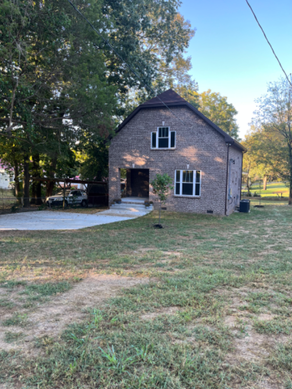 436 Bluegrass Ave - Photo 2 of 12