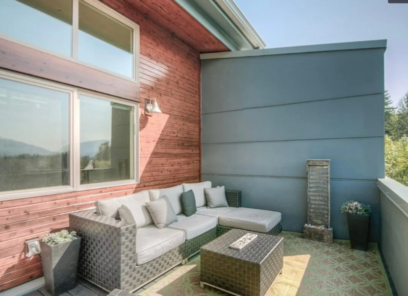 4259 213th Pl Se - Photo 3 of 8