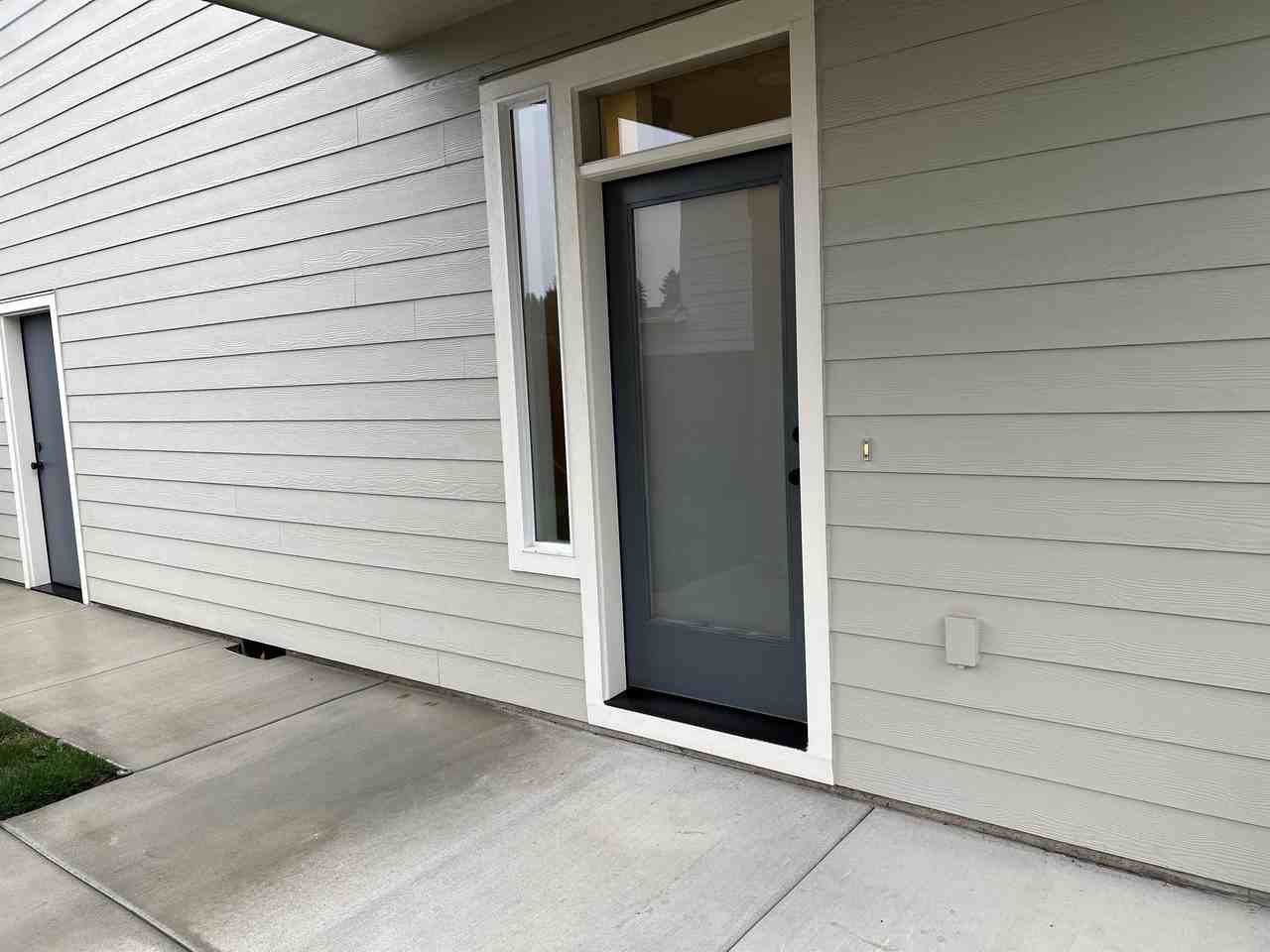 11306 Northwest 19th AvenueUnit B #B - Photo 3 of 17