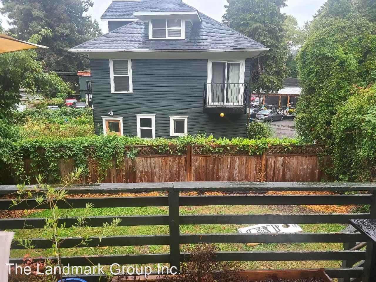 625 32nd Ave E - Photo 2 of 22