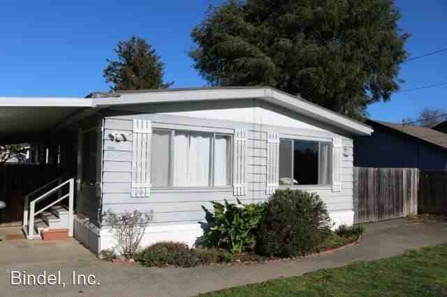 2259 Dogwood Rd - Photo 3 of 50