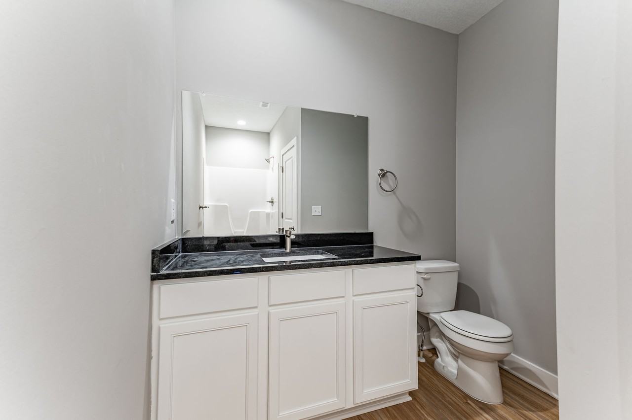 417 Se 14th Ct #B - Photo 7 of 10