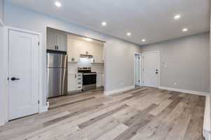 featured image of 104 Elizabeth St #7