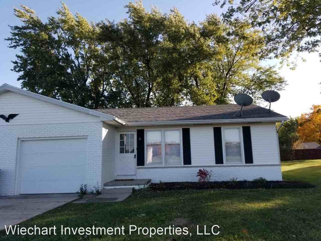 Bluelick Rd E 2588 "Duplex Bath Schools" 2586 Bluelick Rd E 2588