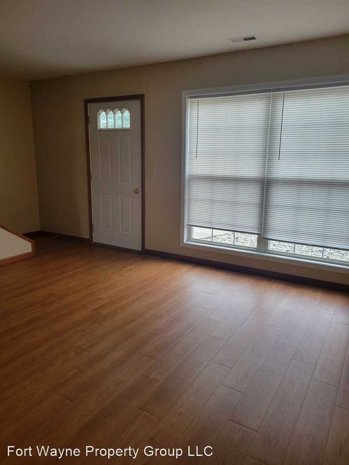 315 Weeks St - Photo 2 of 11